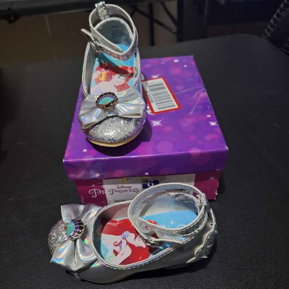 Disney Little Mermaid sz 6 Toddler Princess Ballet heel Shoes silver girl heels
